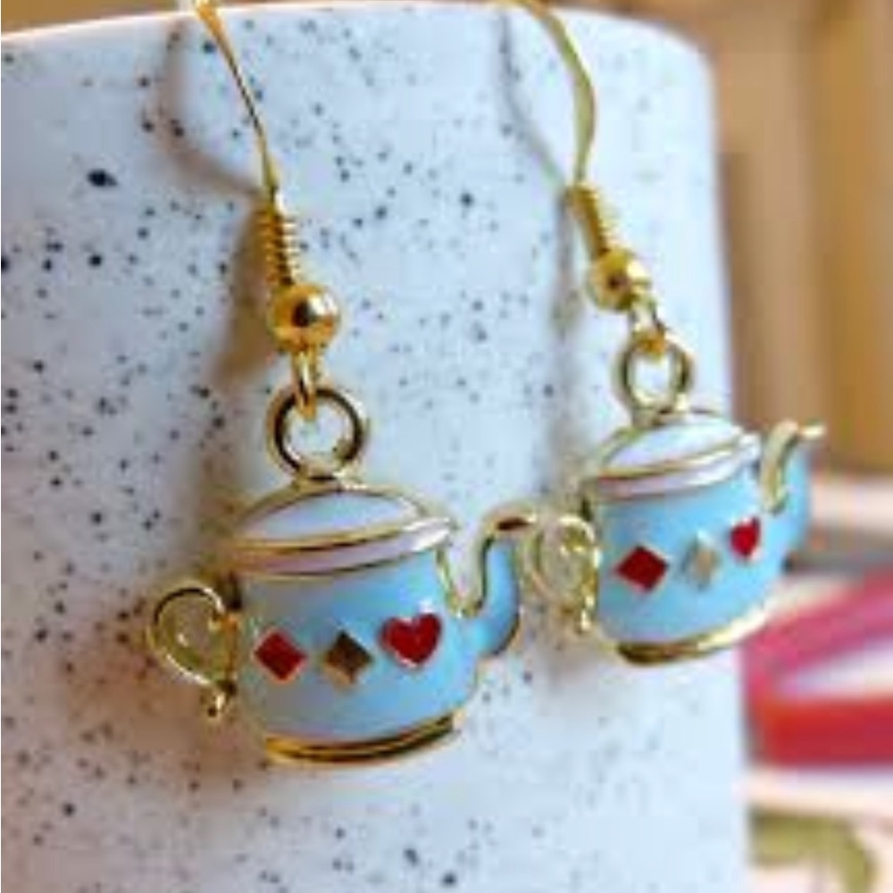 Vintage style Teapot Earrings